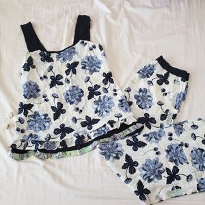 Twin set blue floral pattern womens pajama set